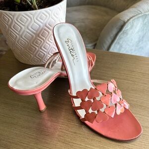 Classiques Entier Slip Ons, Kitten Heel, Sz. 9, Pink Patent Leather Hearts, New